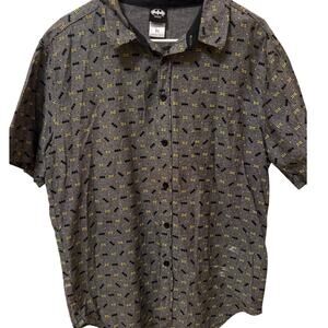 Batman Retro Men's Button Down Short Sleeve Shirt Size Medium 90s Y2K Streetwear
